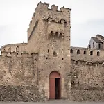 Nyaraló Centre *